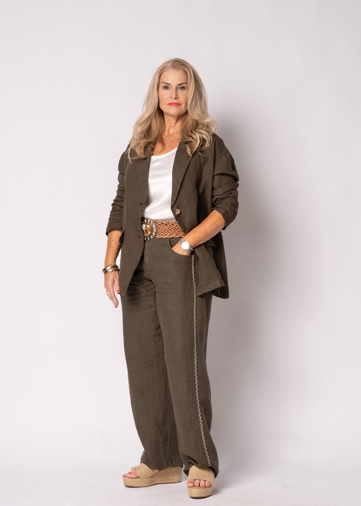 Liza Linen Jacket in Moss Green