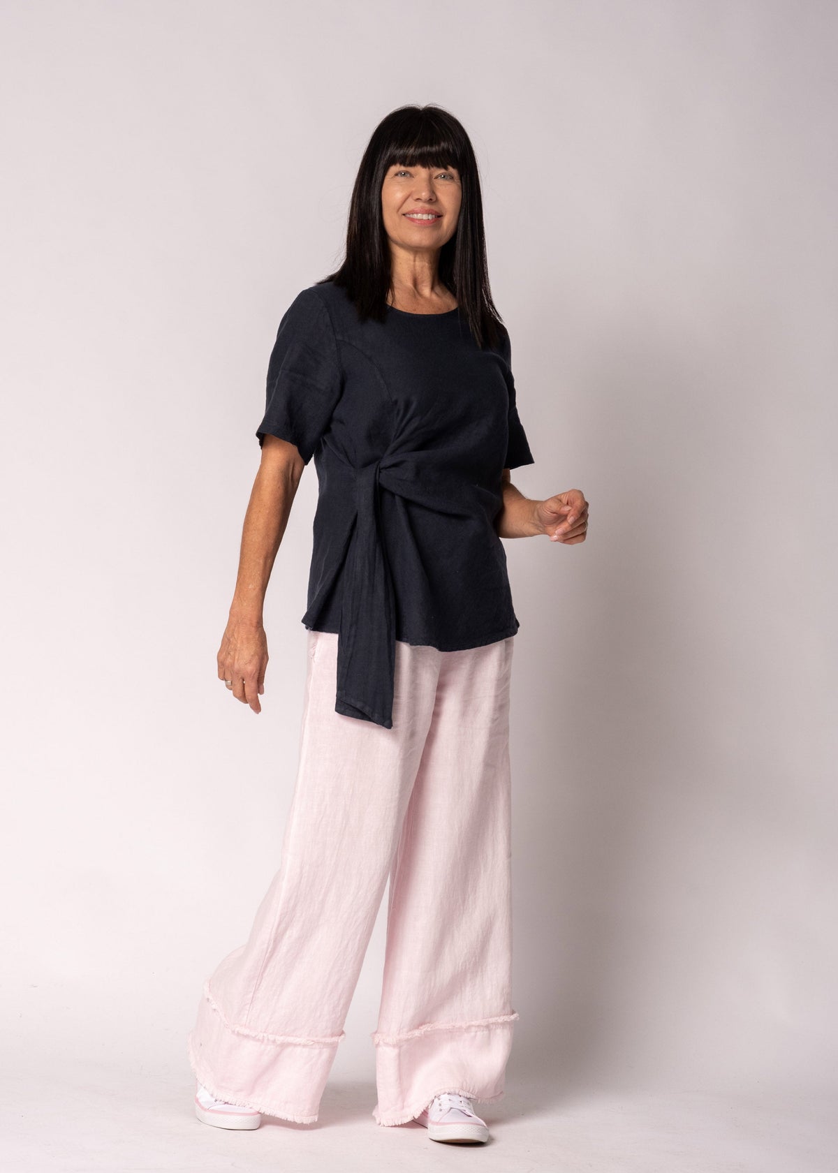 Solana Linen Top in Navy