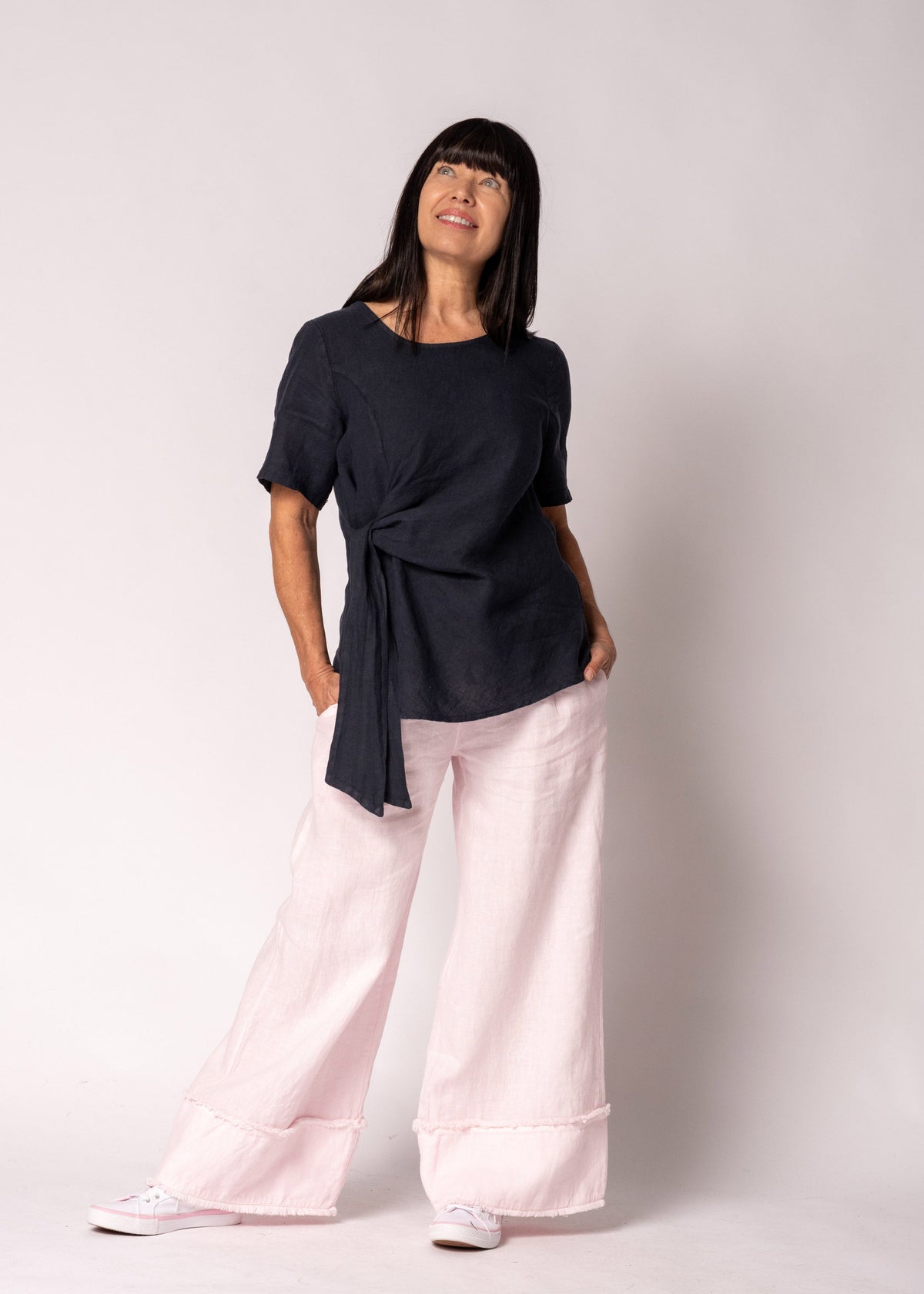 Solana Linen Top in Navy