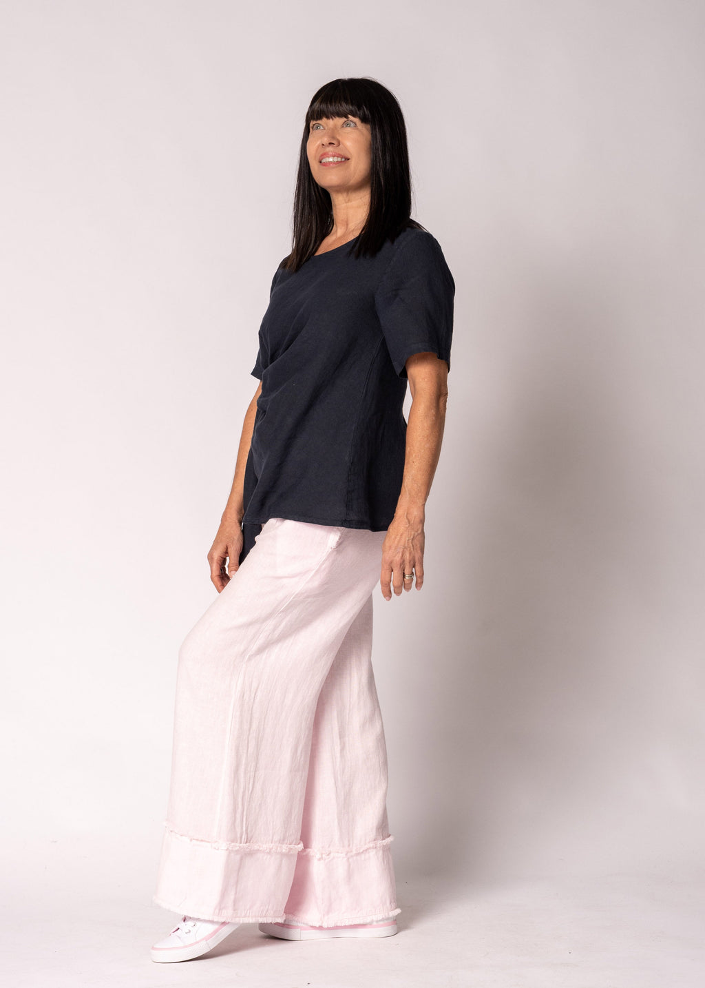 Solana Linen Top in Navy