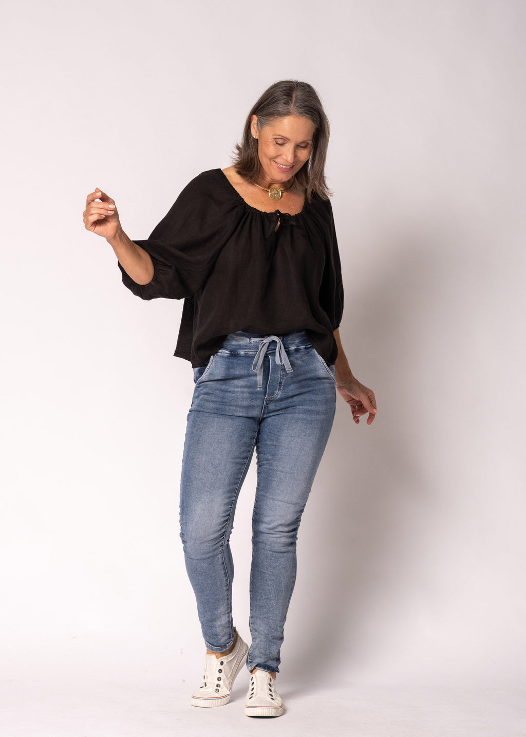 Vionna Top in Onyx
