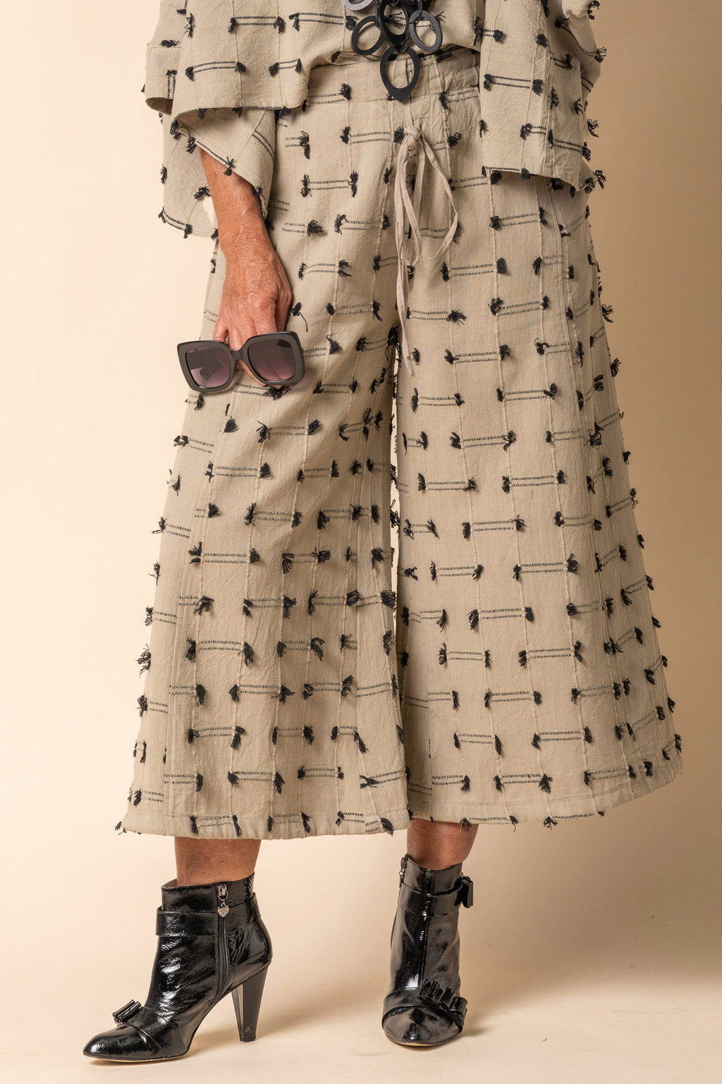 Aloka Pants in Latte