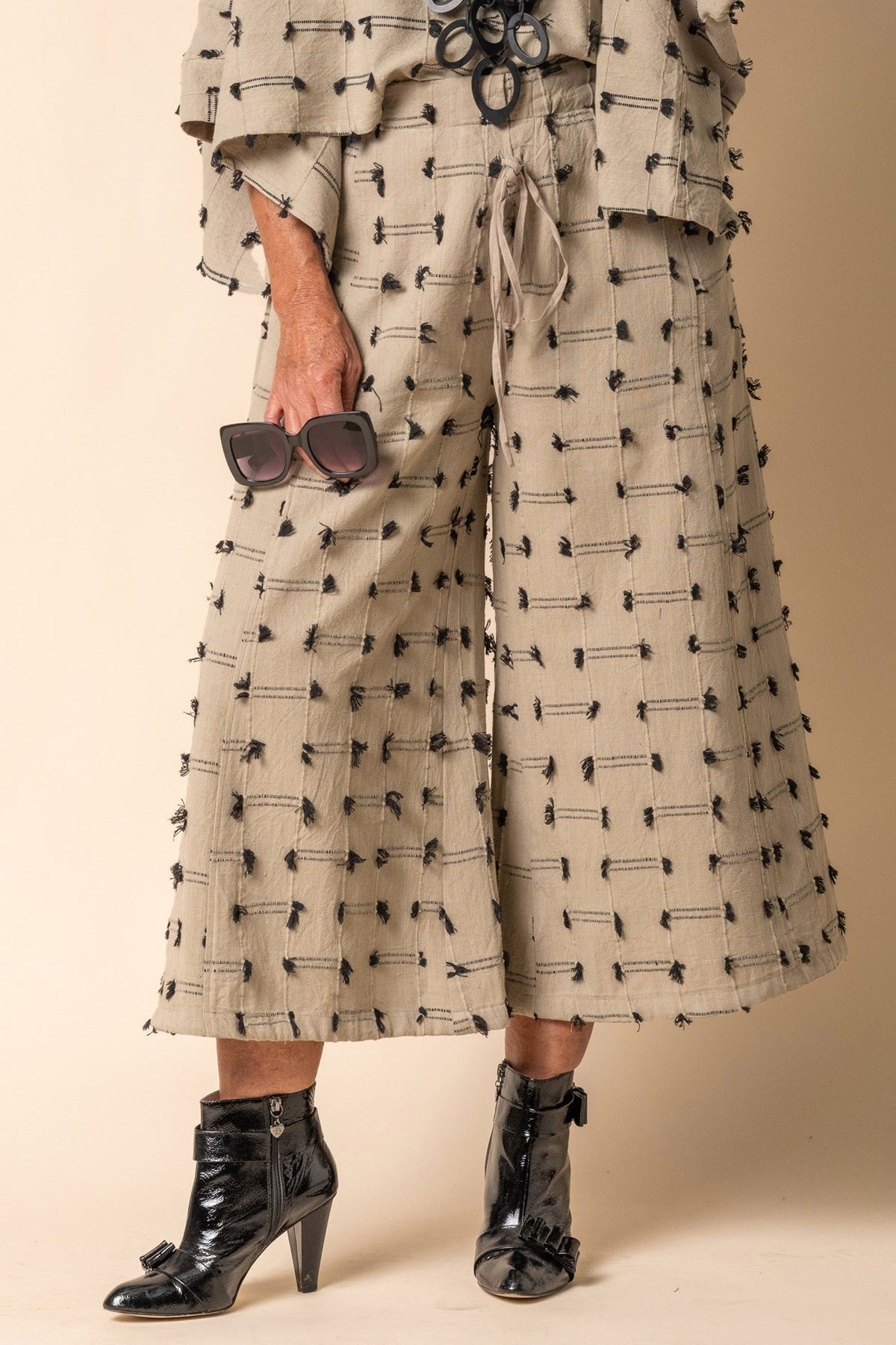 Aloka Pants in Latte