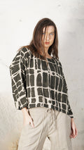 Klaus Linen Blend Top in Khaki