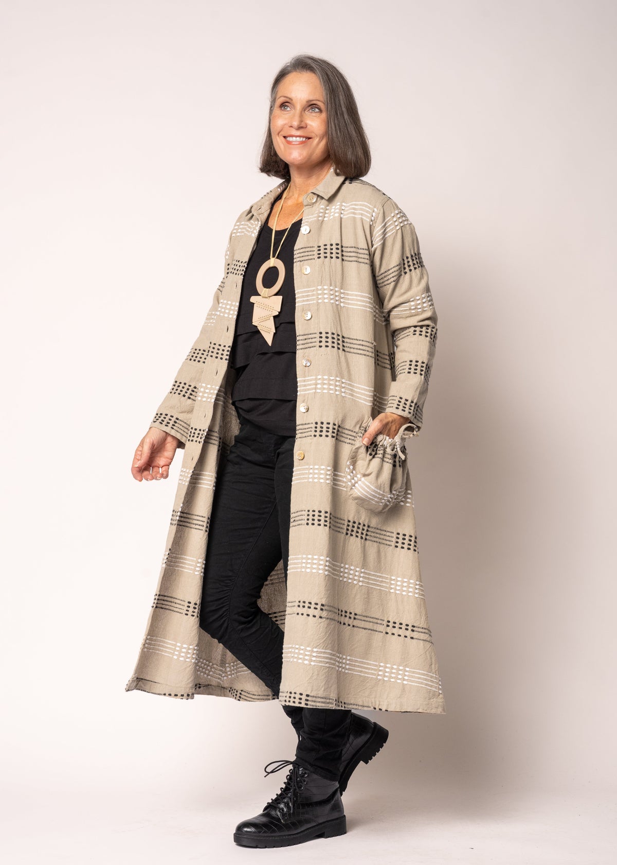 Tova Jacket in Latte