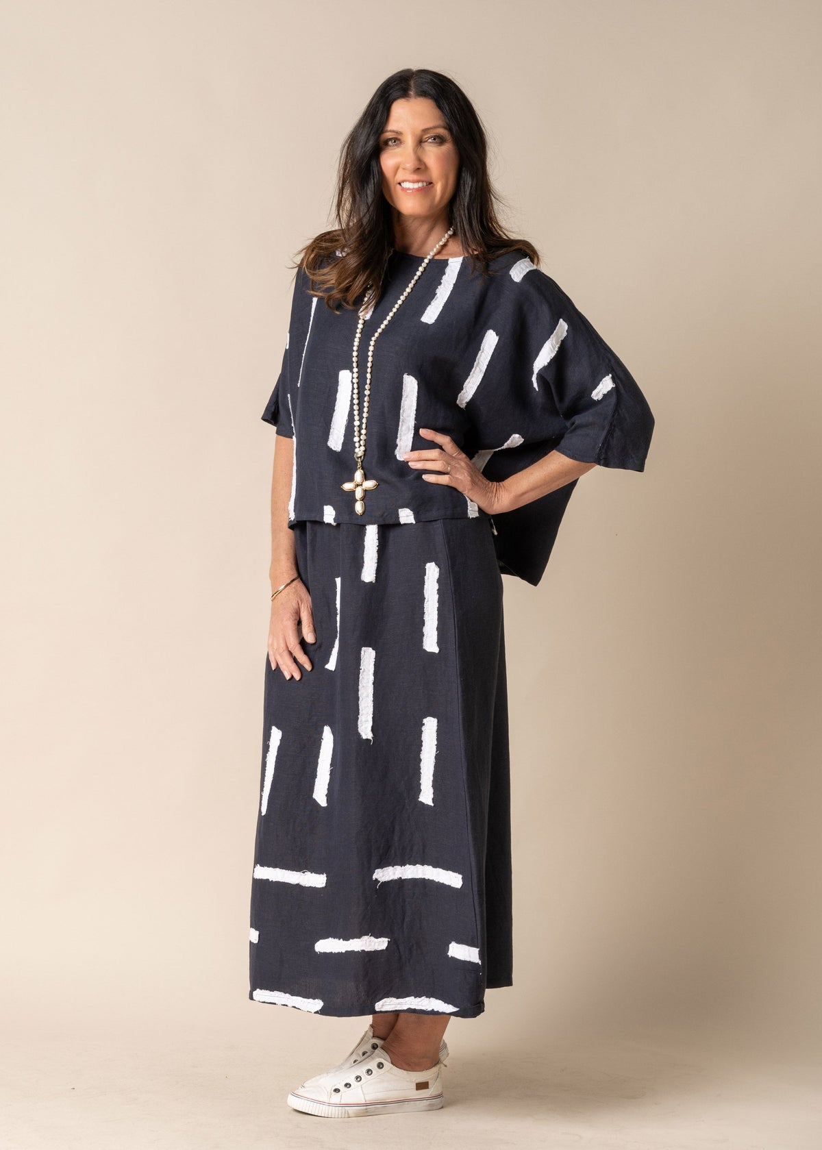 Tamia Linen Skirt in Navy