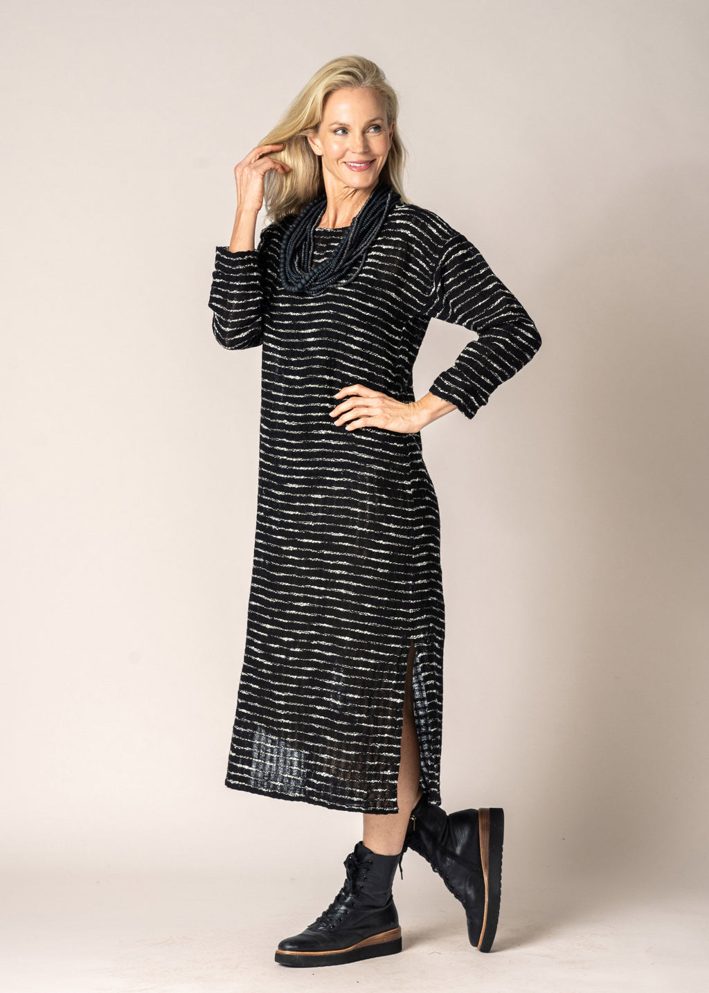 Azura Linen Dress in Onyx