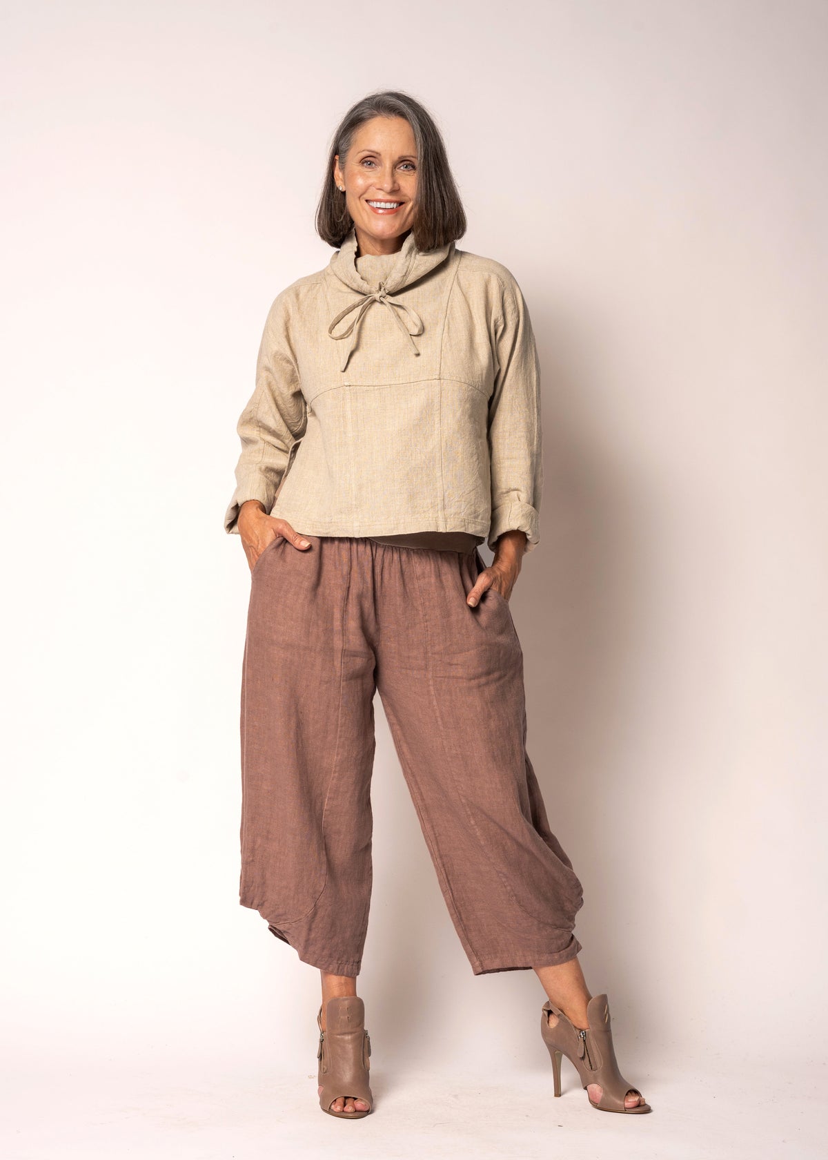 Penrose Linen Top in Latte