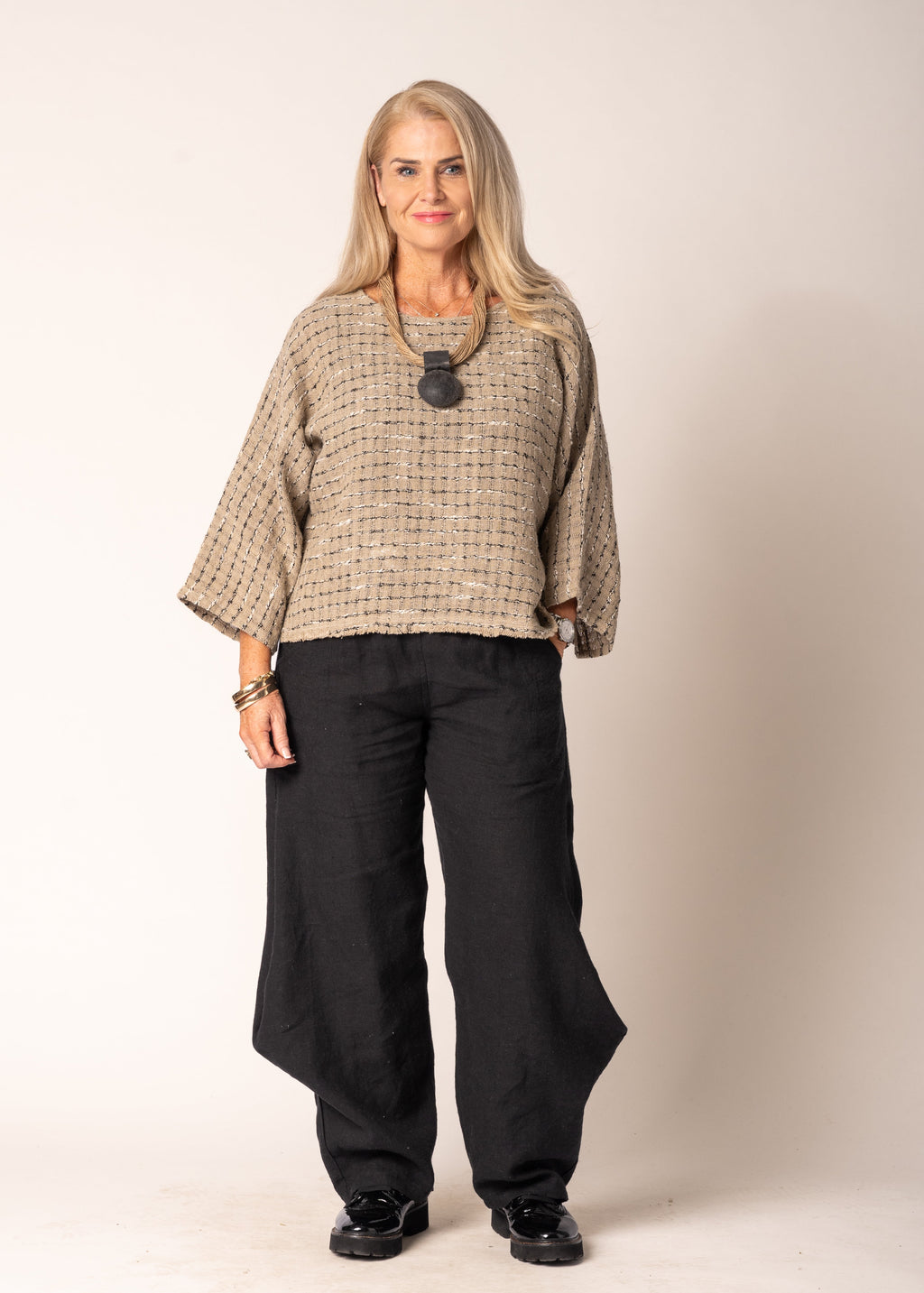 Naida Linen Top in Latte