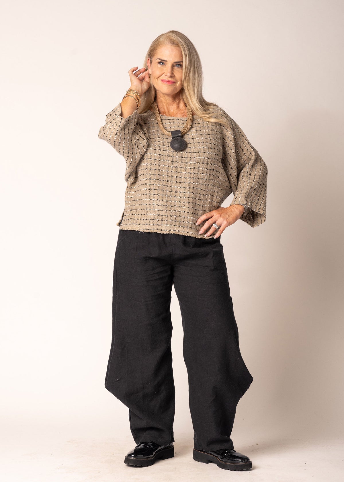 Naida Linen Top in Latte