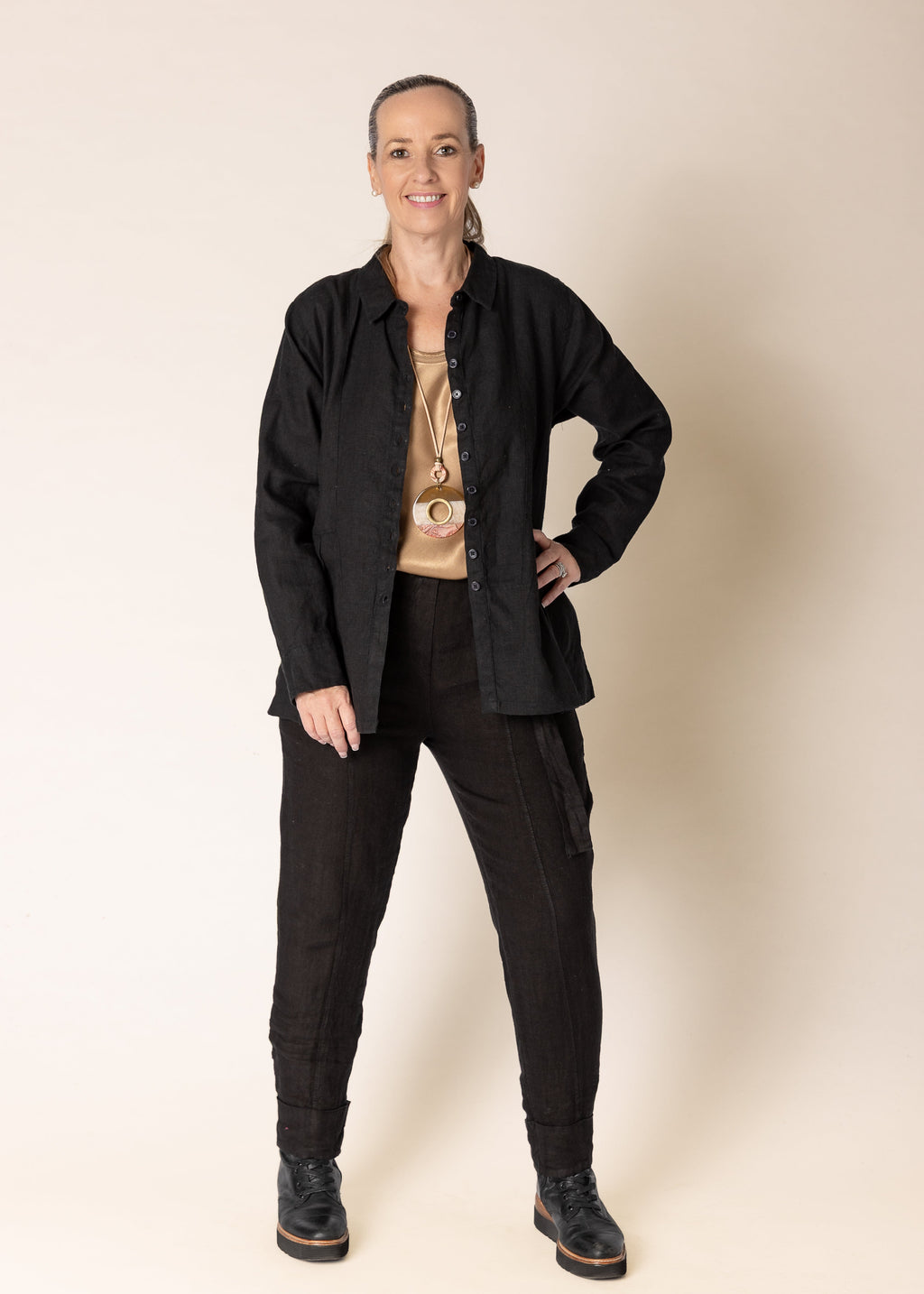 Lilou Linen Top in Onyx