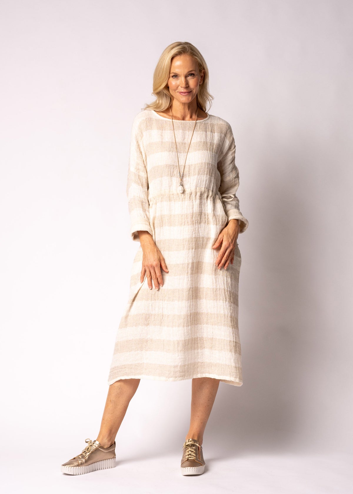 Cheri Linen Blend Dress in Latte