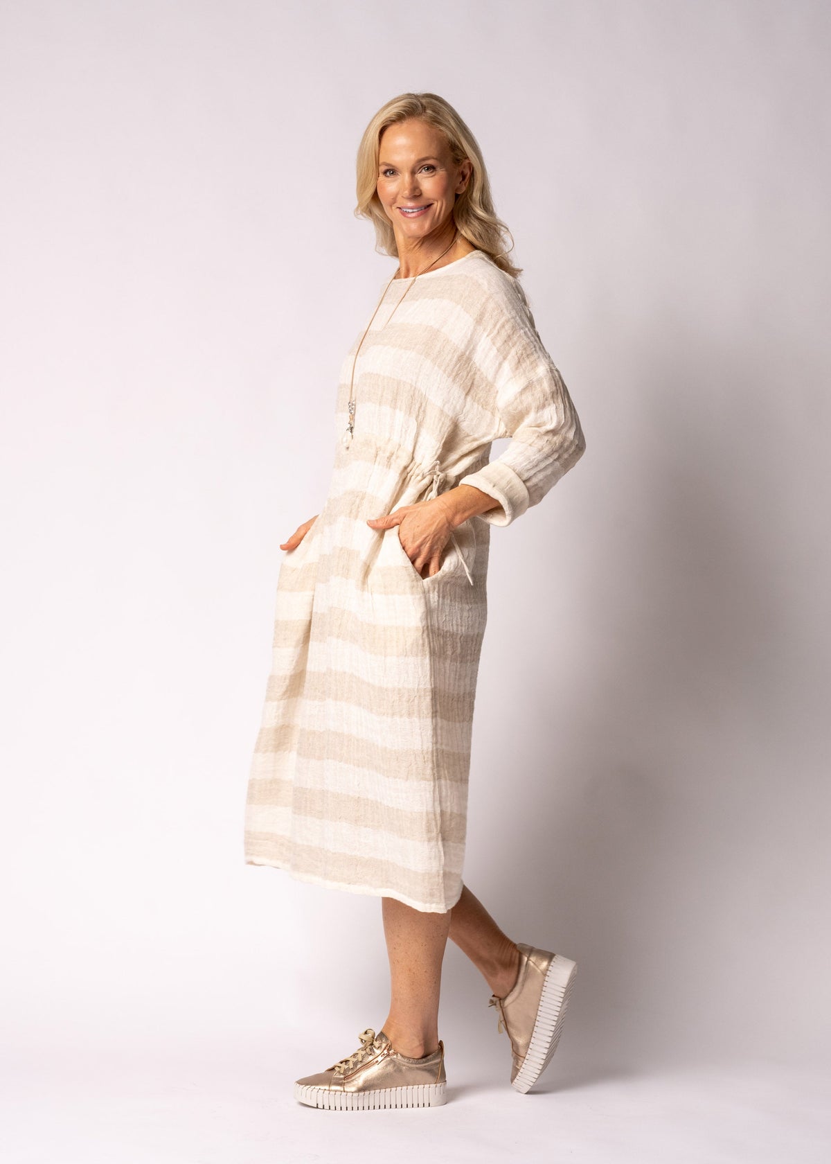 Cheri Linen Blend Dress in Latte