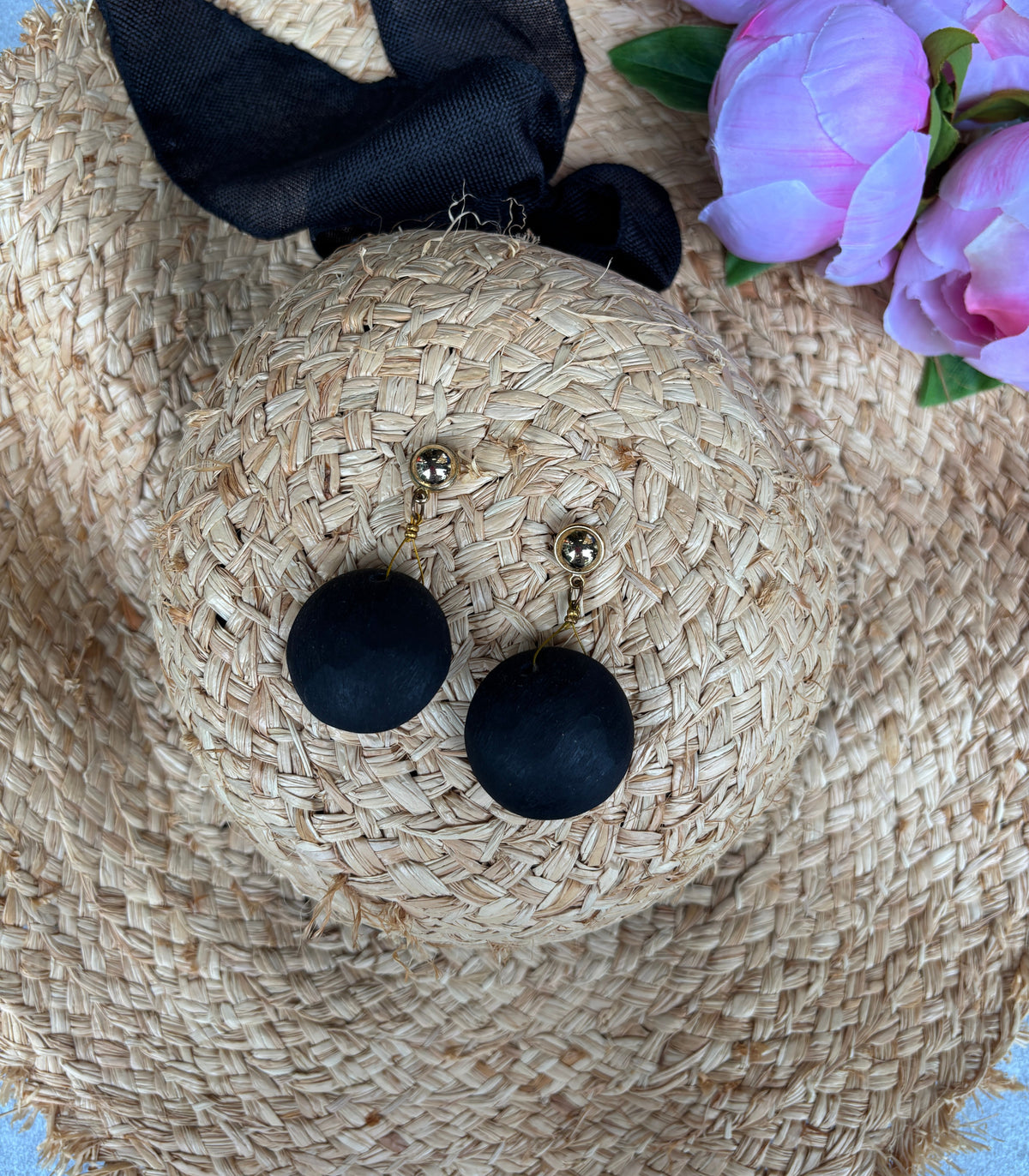 Leona Earrings in Onyx