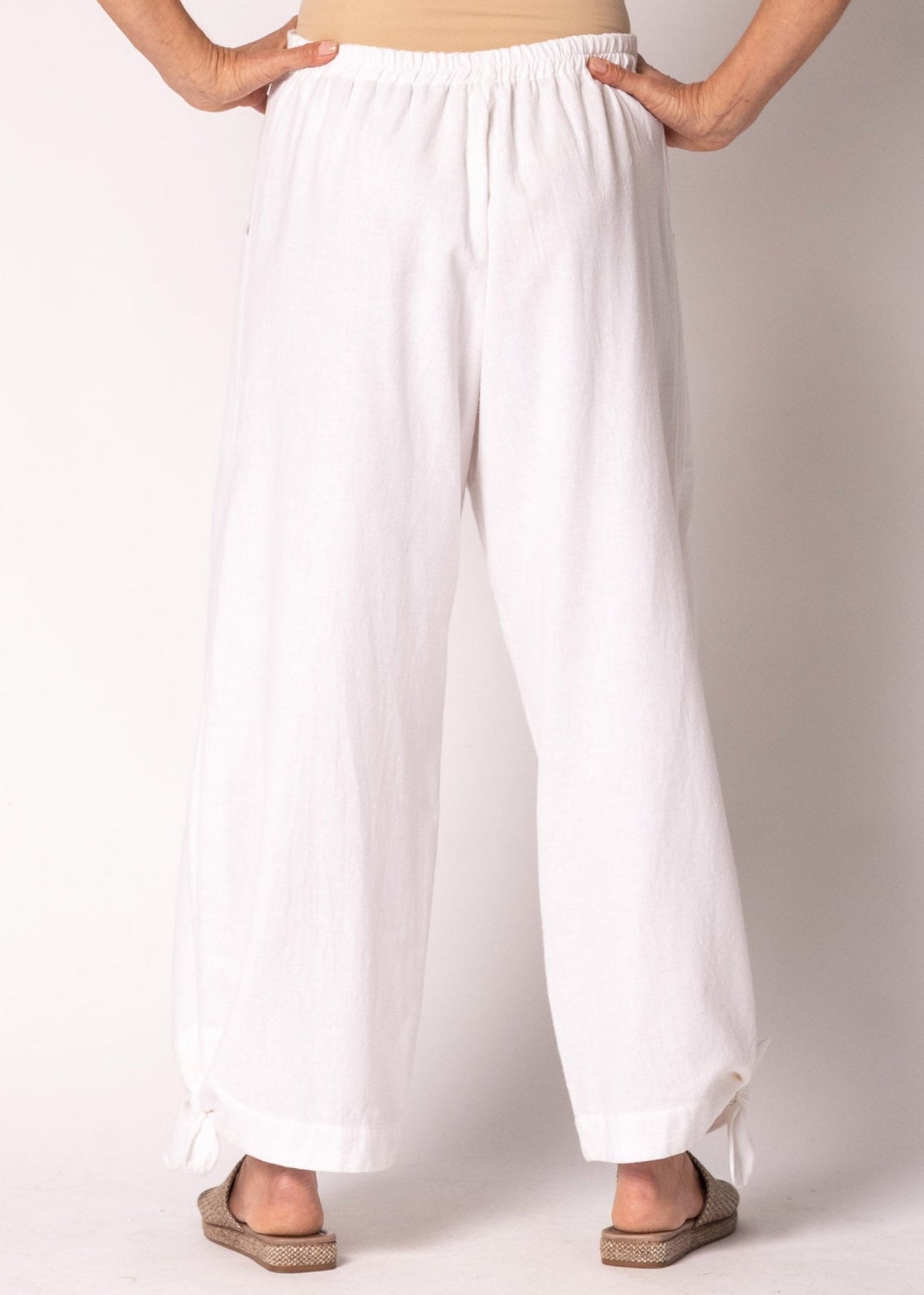 Delara Cotton Pants in White